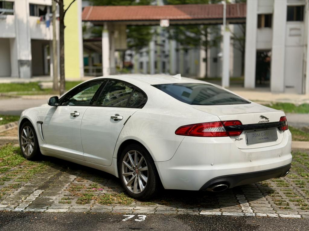 Jaguar XF 2.0A GTDI Luxury, picture 2