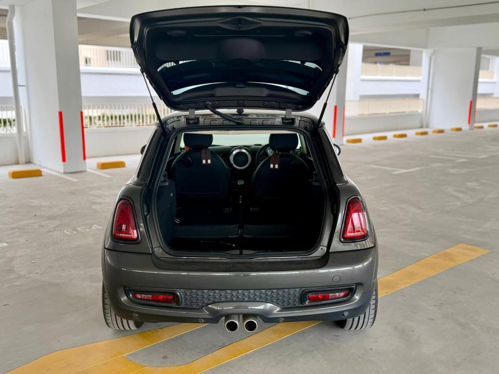 MINI Cooper S 1.6A Bayswater Sunroof, picture 4