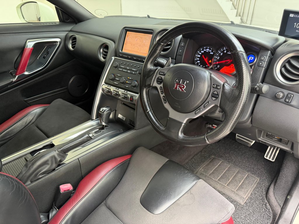 Nissan GTR 3.8A, picture 6