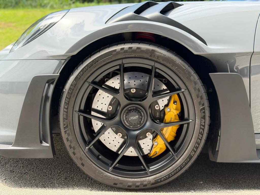 Porsche 911 GT3 RS Weissach, picture 5